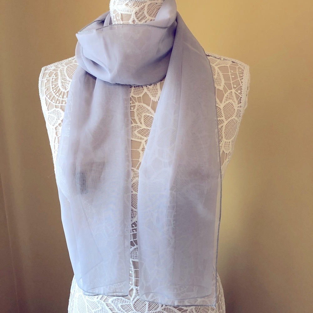 Cejon Beautiful Lightweight Gray Scarf